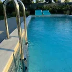 Luxury With Pool 别墅
