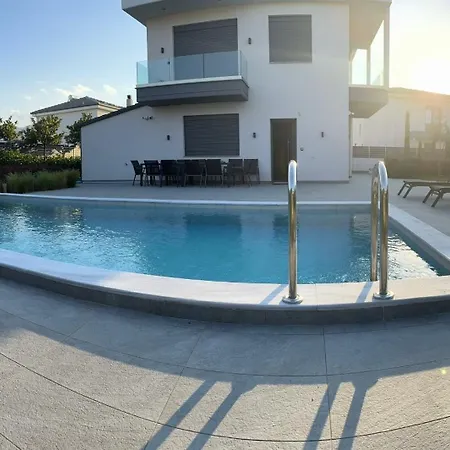 Luxury With Pool Plaka Litochorou