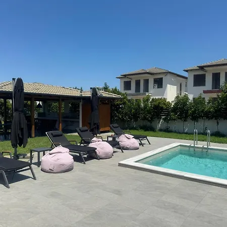 Luxury With Pool Villa *