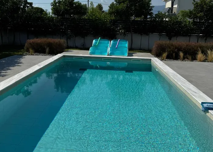 Luxury With Pool Villa *