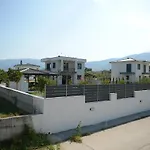 Luxury With Pool Villa