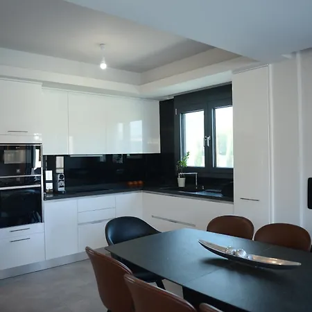 Luxury With Pool Villa *