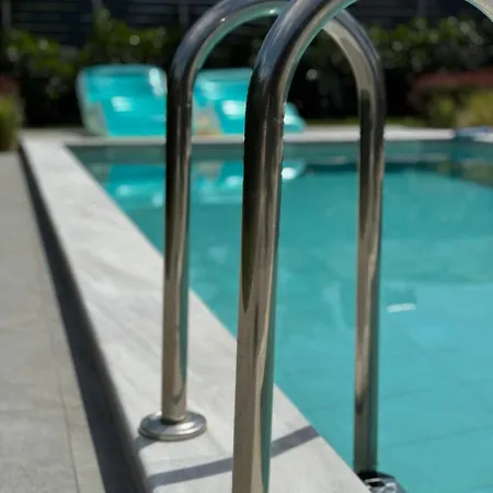 Luxury With Pool Villa *