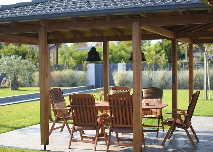 别墅 Luxury With Pool 普拉卡利特索罗