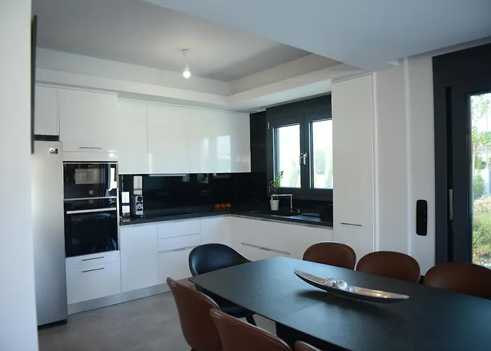 Luxury With Pool 别墅 *