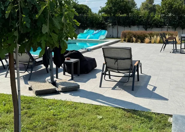 Luxury With Pool 别墅 普拉卡利特索罗